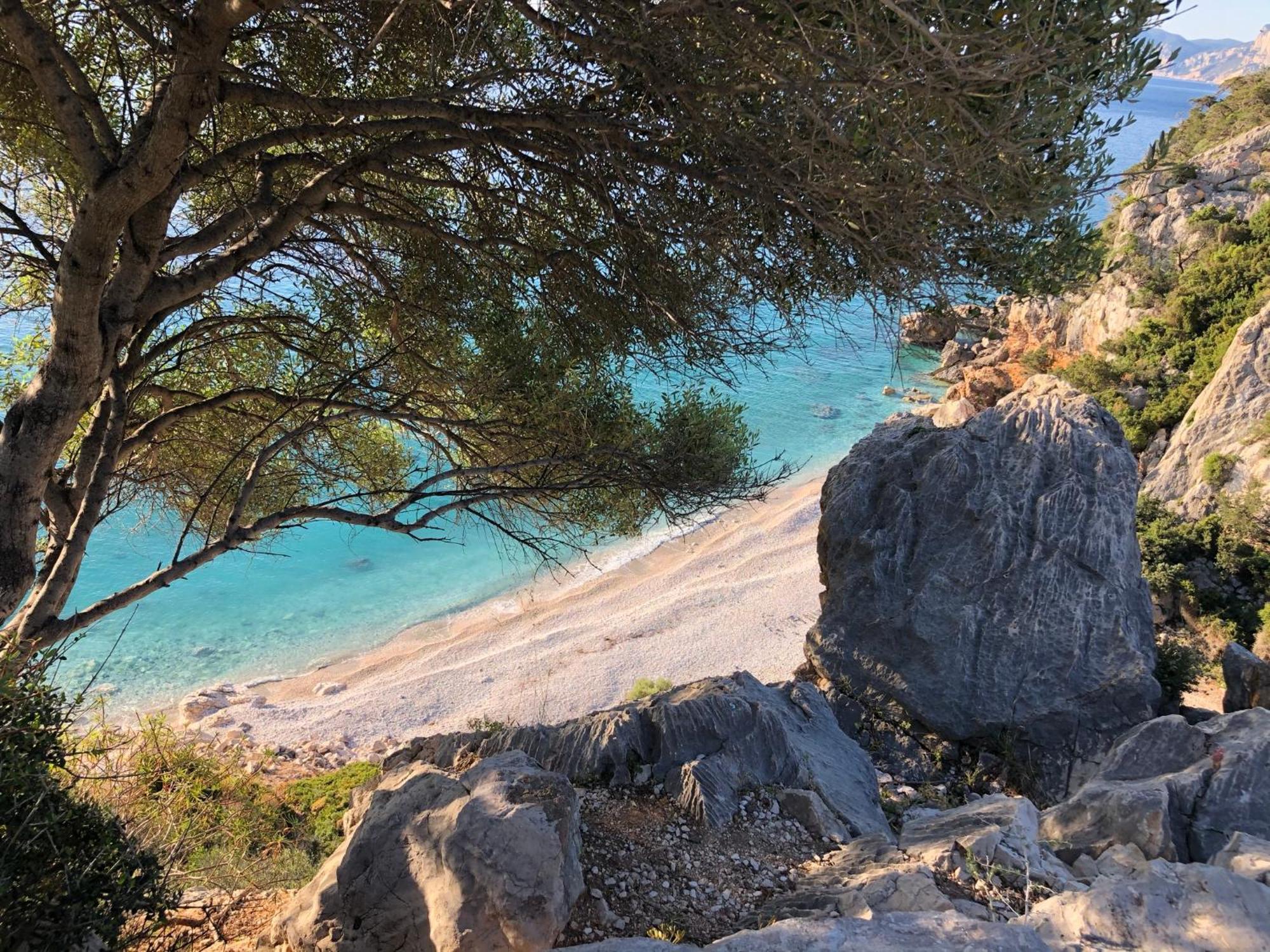 Ferienwohnung Fronte Mare Cala Gonone Exterior foto